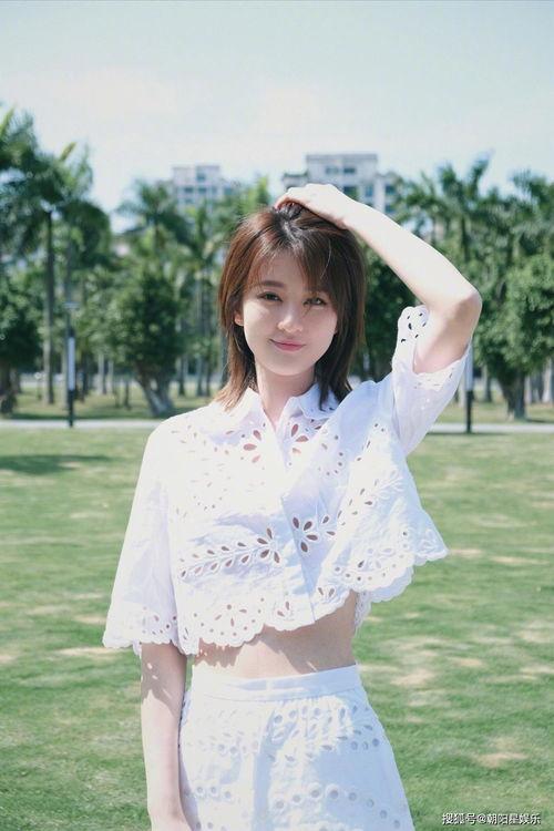 娱乐吃瓜酱周雨彤,娱乐吃瓜酱的时尚宠儿